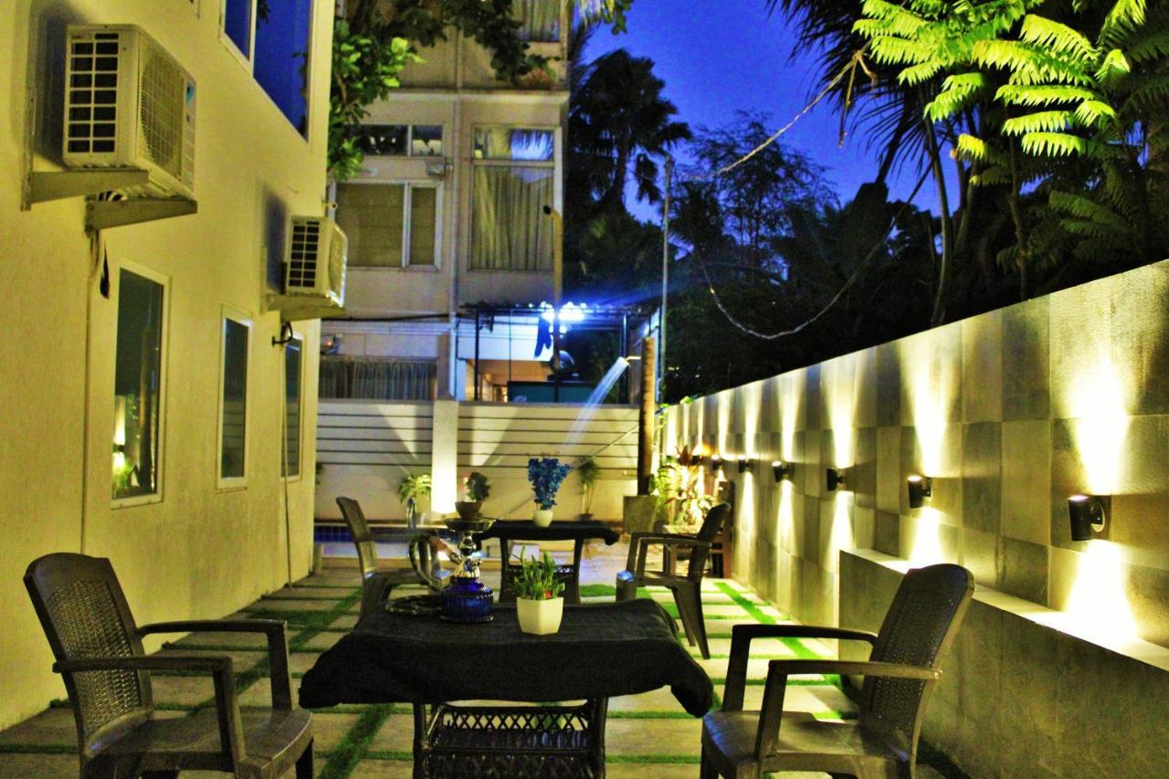 Wotel Calangute Goa Esterno foto