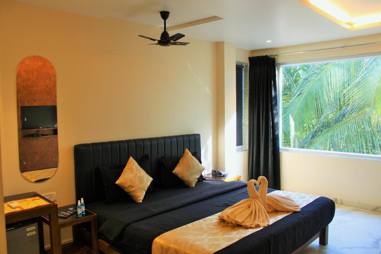 Wotel Calangute Goa Esterno foto